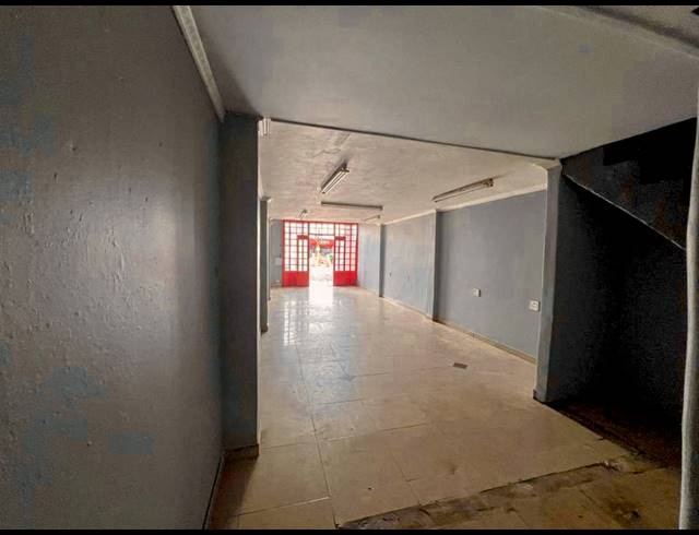 145M² RETAIL TO LET IN WESTCLIFF
